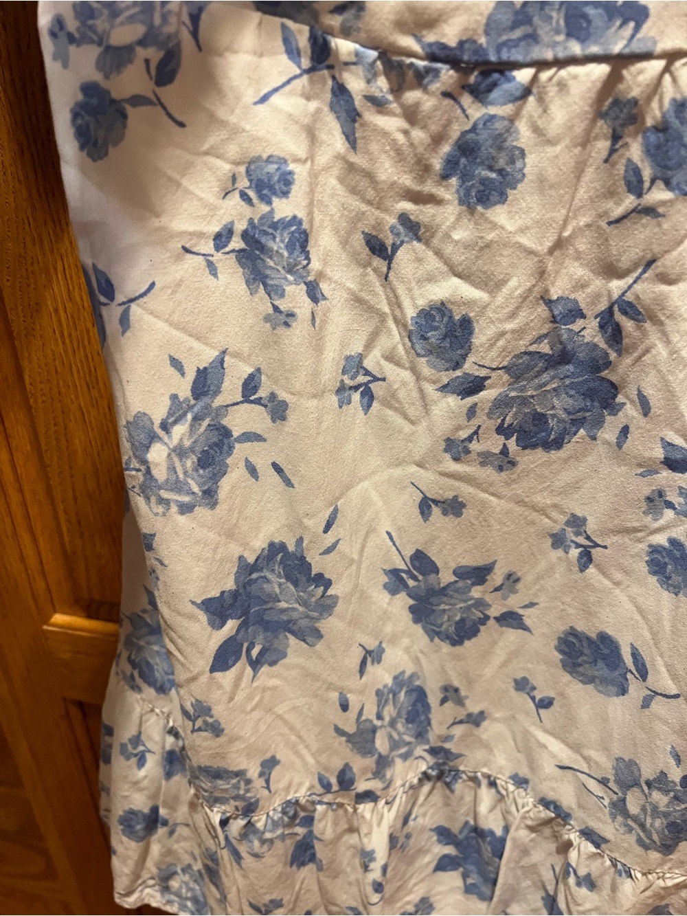 Hollister White Tube dress with Blue Floral Print - Picture 5 of 7